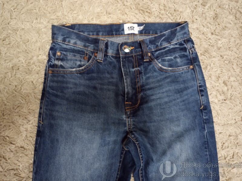 Продам женские джинсы 