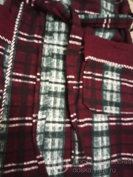 Продам теплый длинный новый халат на поясе Размер от 42 до 48 Длина 132 см Полиэстер в Юрге